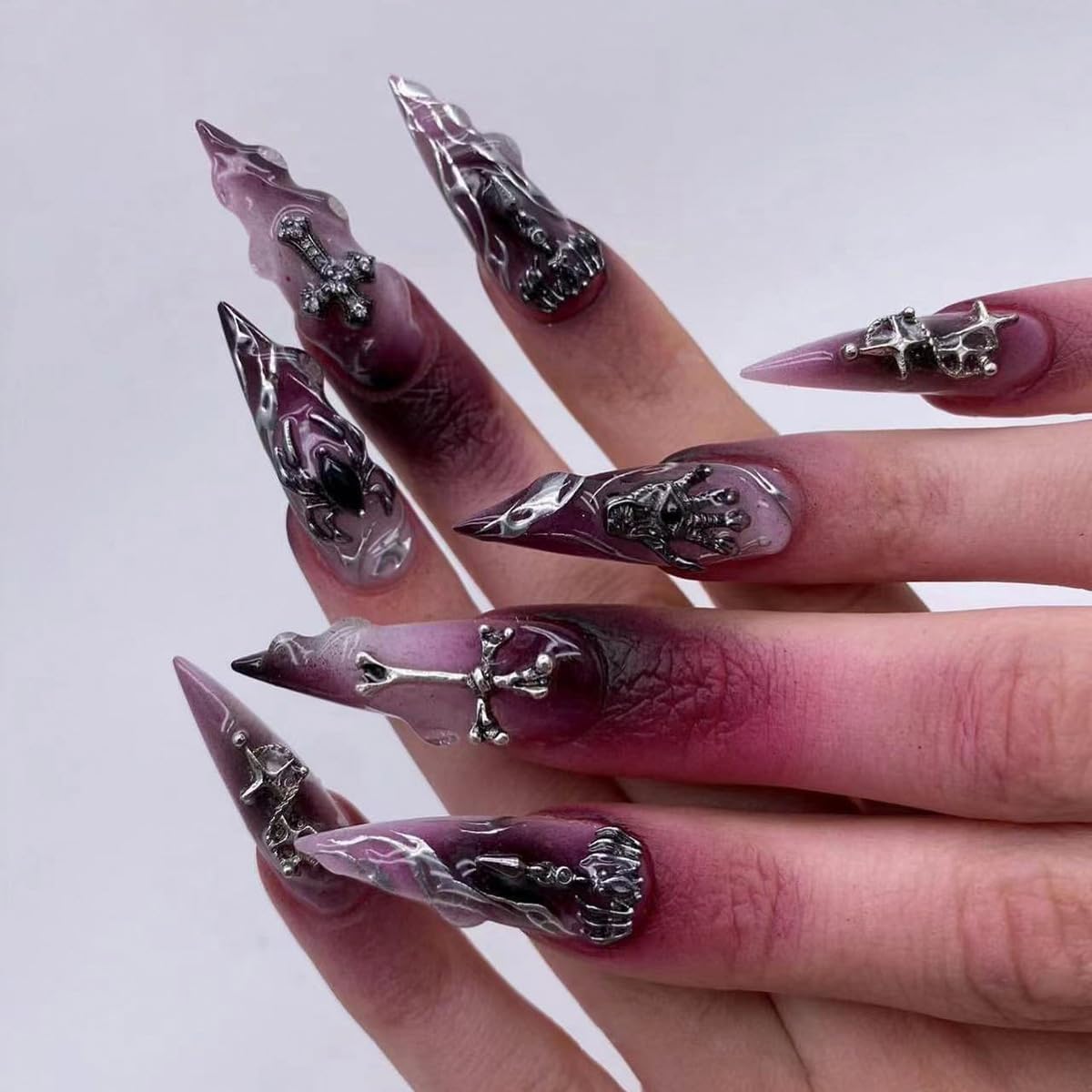 Halloween spicy and sweet cool nail art, French flame cross nail art, purple gradient series spider nail tips fake nails
